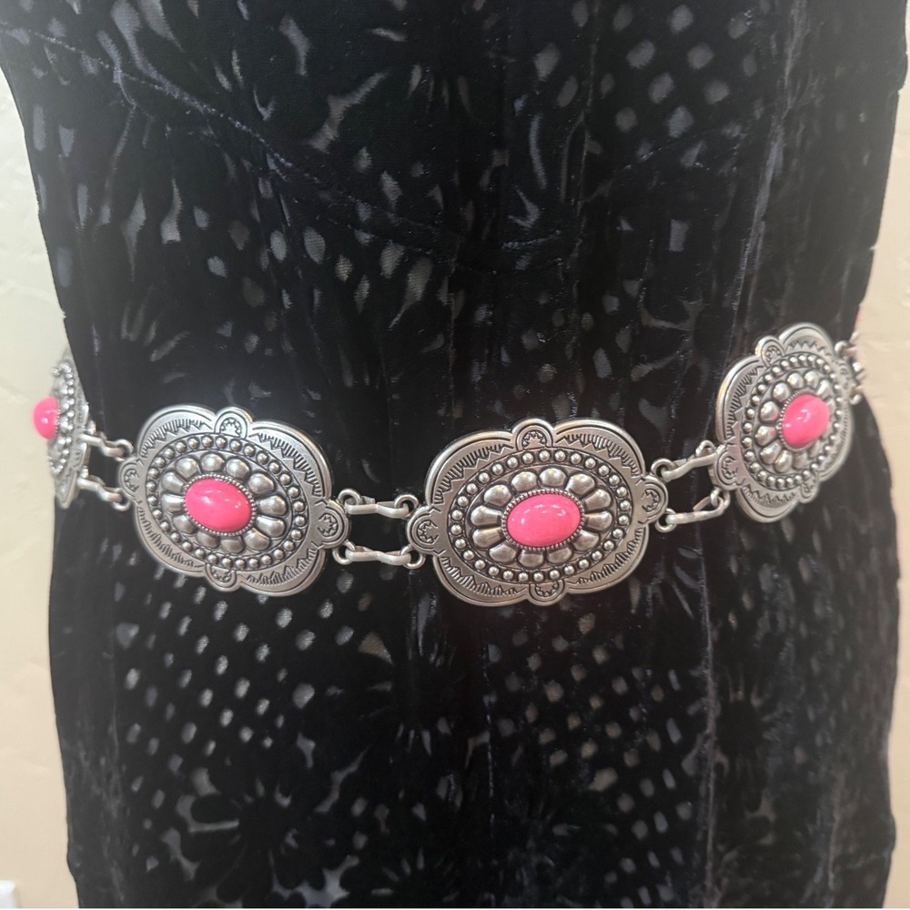 Western Silver Tone Concho Chain Belt Pink Faux Stone Accents Adjustable Women